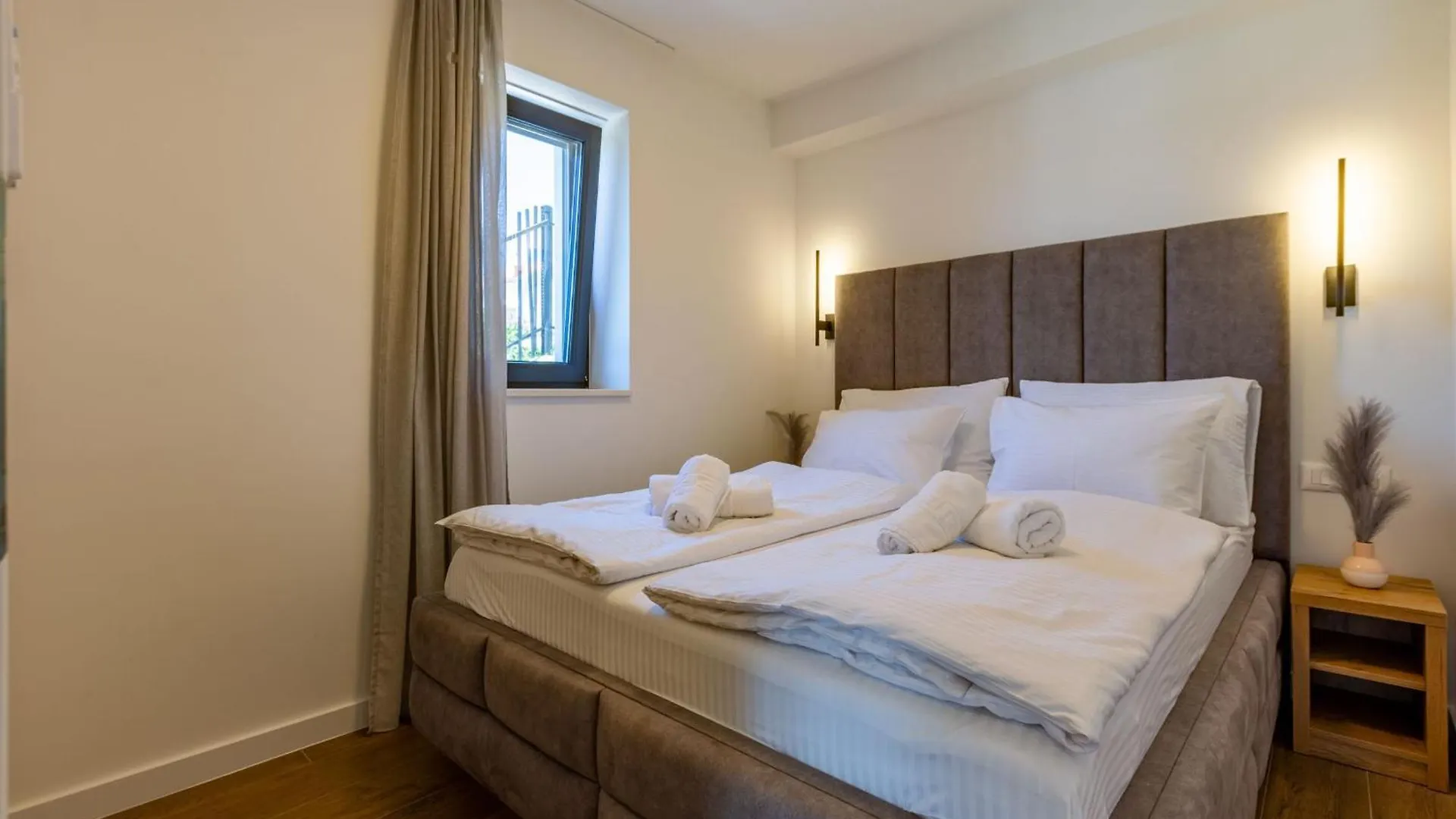 Casa Mia Apartments With Parking Zara