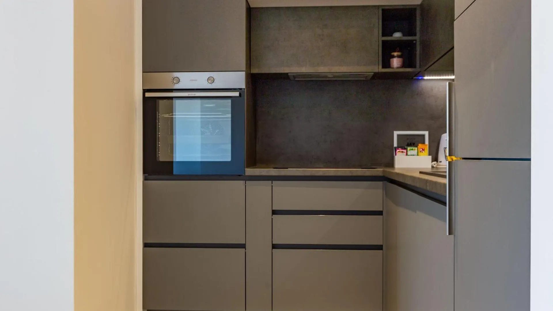 Casa Mia Apartments With Parking Zara 0*,