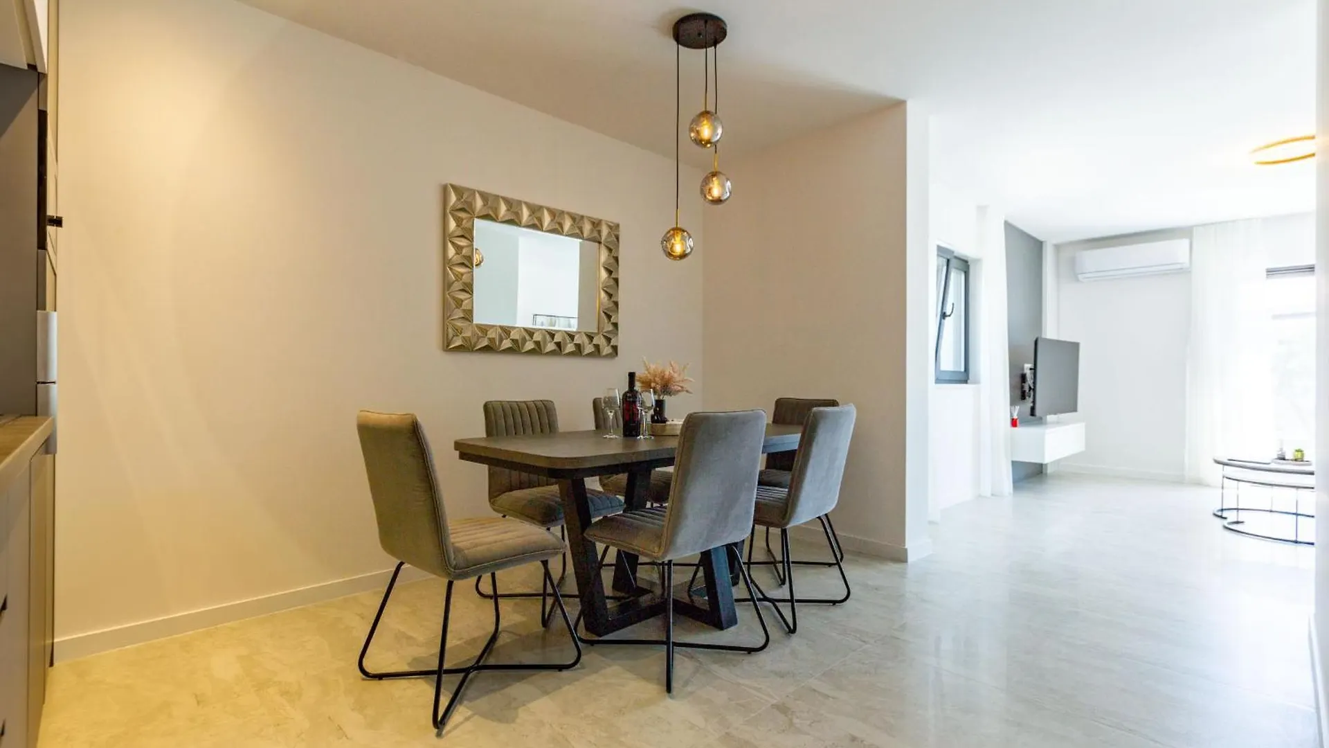 Casa Mia Apartments With Parking Zadar